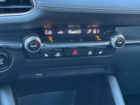 Used 2020 MAZDA MAZDA3 Hatchback w/ Premium Package image 19