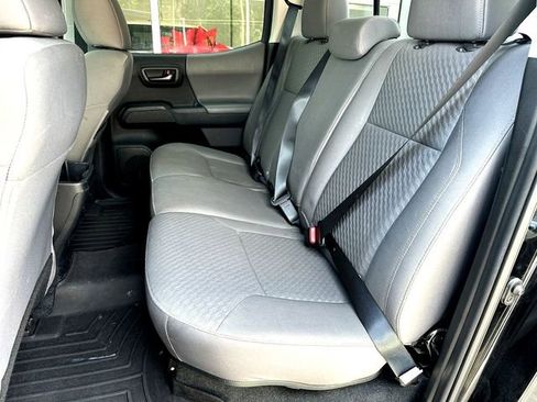 Used 2023 Toyota Tacoma SR AWD/4WD image 18