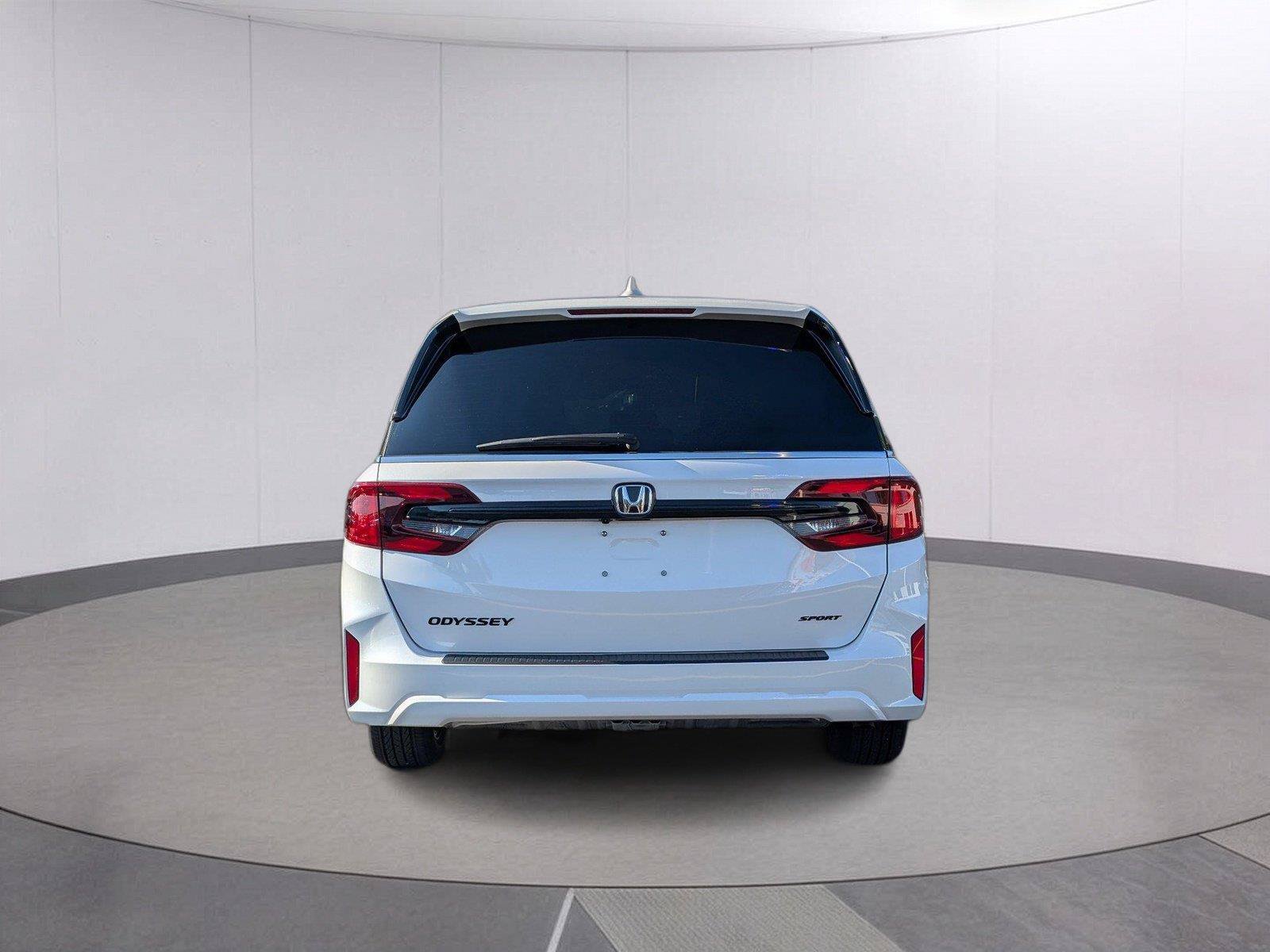 Used 2026 Honda Odyssey Sport-L image 4