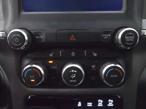Used 2022 RAM 1500 Big Horn AWD/4WD image 33