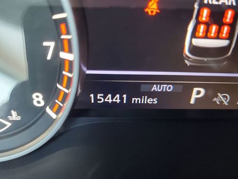 Used 2025 Nissan Pathfinder SL w/ SL Premium Package image 18