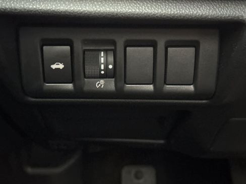 Used 2025 Subaru Legacy Premium AWD/4WD image 28