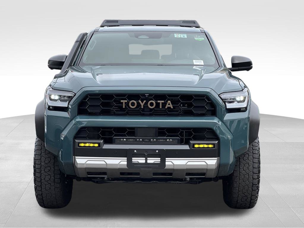 Certified 2025 Toyota 4Runner TRD Off-Road AWD/4WD image 8