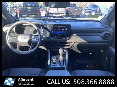Used 2023 Chevrolet Colorado Trail Boss w/ Technology Package image 23