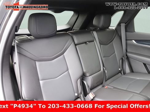 Used 2023 Cadillac XT5 Premium Luxury image 18