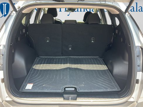 Certified 2024 Hyundai Tucson SEL FWD image 9