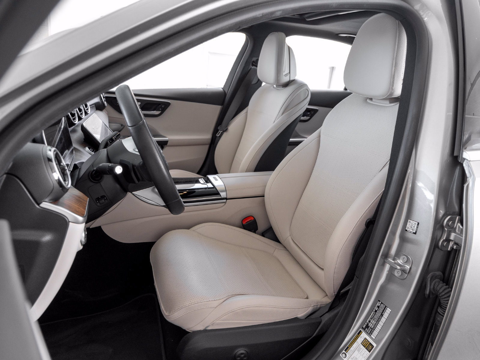 Certified 2024 Mercedes-Benz C 300 Sedan image 11