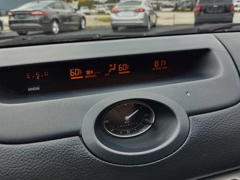 Used 2003 INFINITI G35 Coupe w/ Premium Pkg image 18