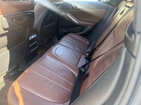 Used 2022 BMW X6 xDrive40i image 15
