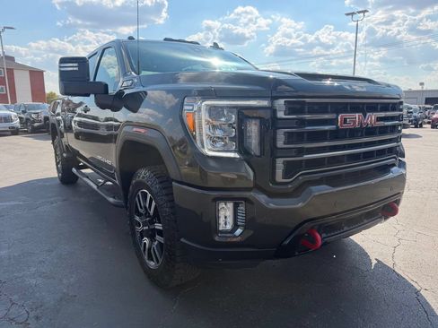 Used 2022 GMC Sierra 2500 AT4 w/ Driver Alert Package I AWD/4WD image 5