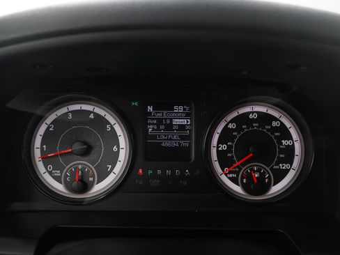 Used 2023 RAM 1500 Classic SLT image 28