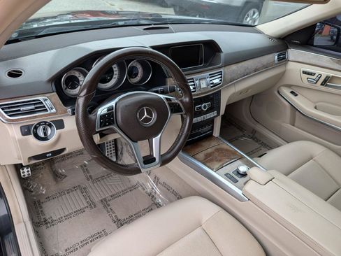 Used 2014 Mercedes-Benz E 350 Sedan image 21