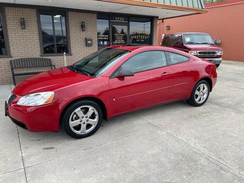 Used 2006 Pontiac G6 GT FWD image 2