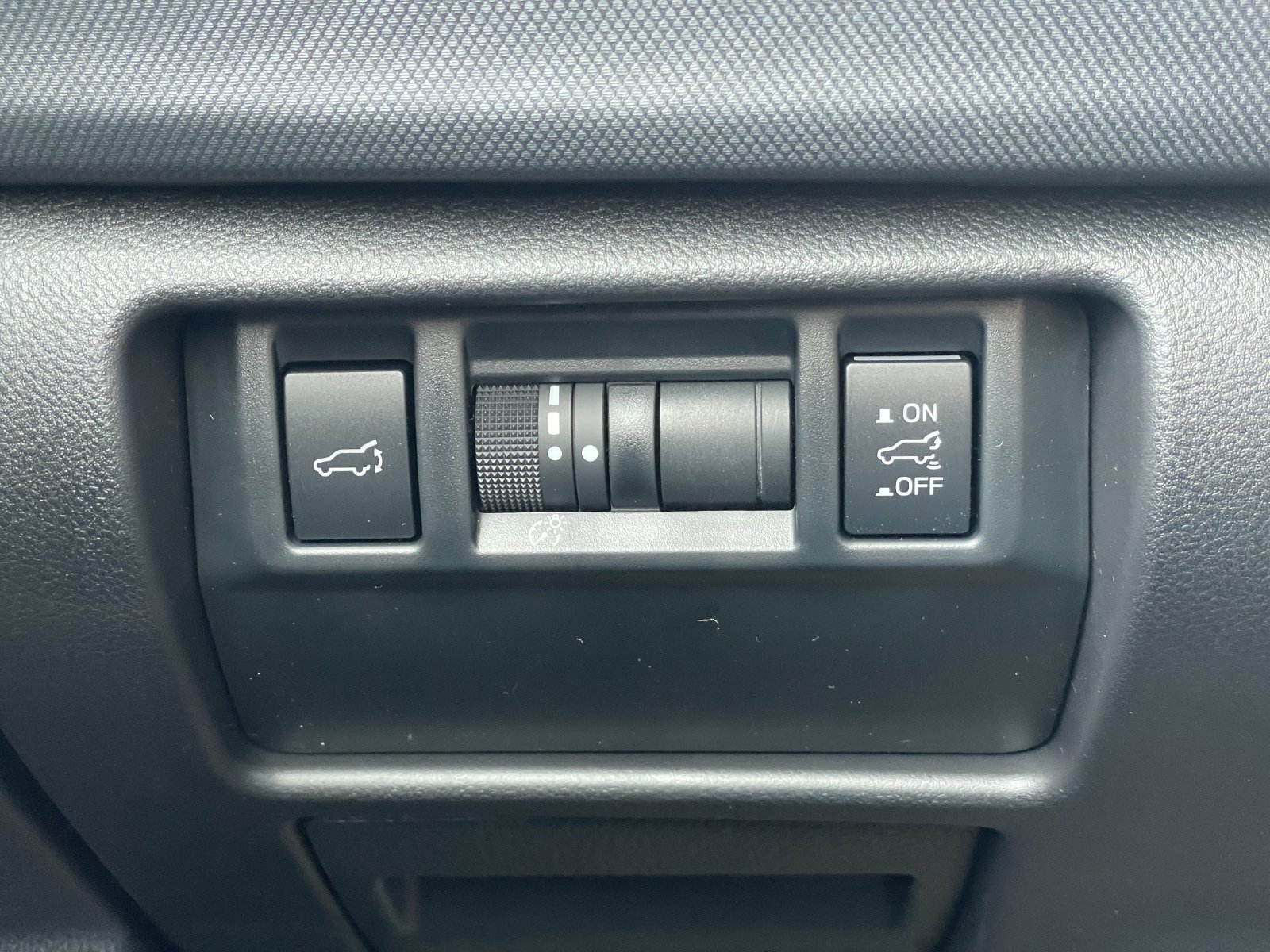 New 2026 Subaru Forester Premium AWD/4WD image 18