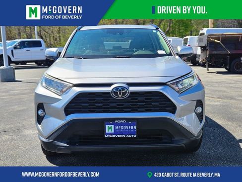 Used 2019 Toyota RAV4 XLE w/ Convenience Package AWD/4WD image 9