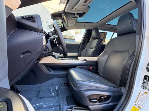 Certified 2023 Lexus RZ 450e Premium w/ Technology Package image 17