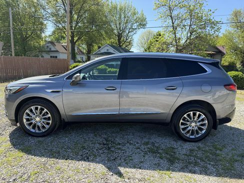 Used 2019 Buick Enclave Premium w/ Experience Buick Package AWD/4WD image 2
