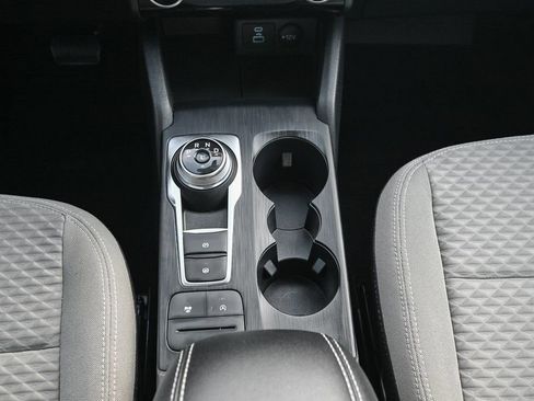 Certified 2022 Ford Escape SE image 33