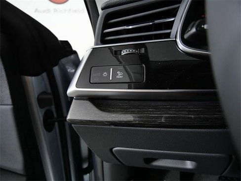 New 2025 Audi Q8 Premium Plus image 25