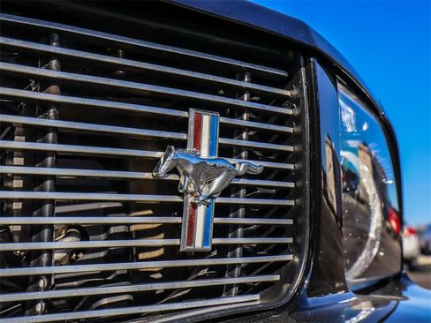 Used 2007 Ford Mustang GT Premium image 13