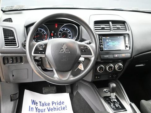 Used 2023 Mitsubishi Outlander Sport ES AWD/4WD image 19