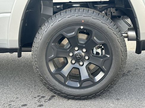 New 2026 RAM 1500 Big Horn AWD/4WD image 19