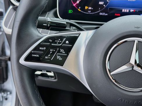 Used 2024 Mercedes-Benz C 300 Sedan image 38