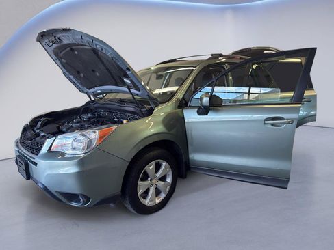Used 2016 Subaru Forester 2.5i Premium AWD/4WD image 11