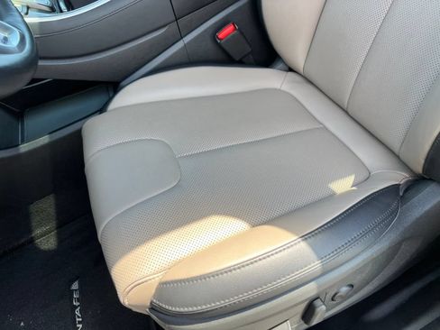 Used 2023 Hyundai Santa Fe SEL AWD/4WD image 10