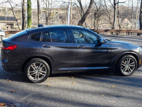 Used 2020 BMW X4 xDrive30i w/ M Sport Package 2 image 8