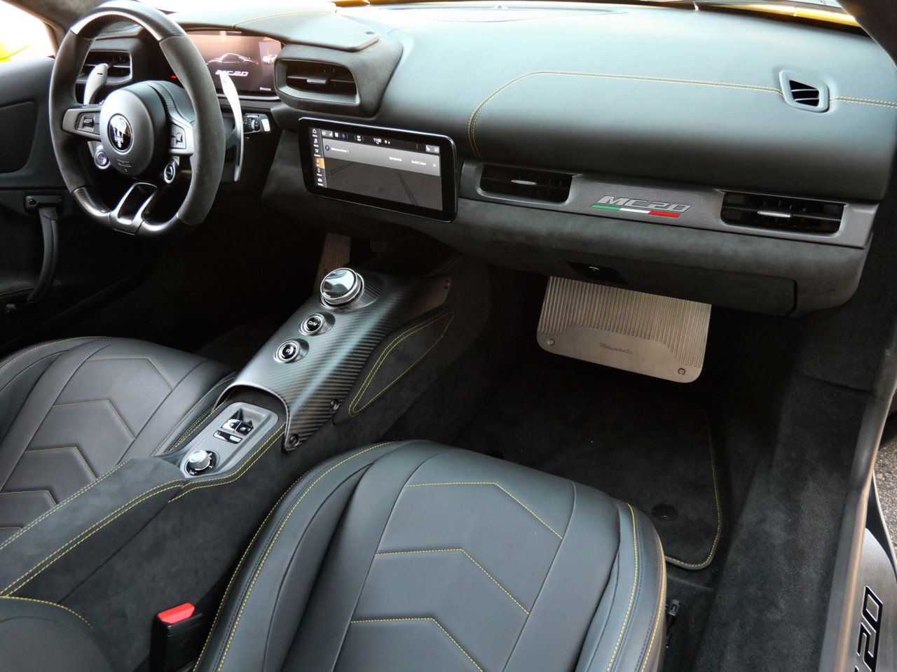 Used 2023 Maserati MC20 Coupe RWD image 23