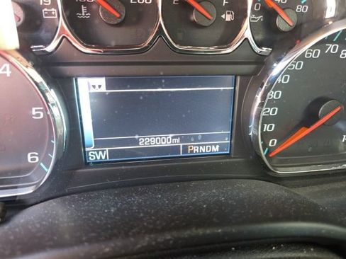Used 2015 Chevrolet Tahoe LT w/ Luxury Package AWD/4WD image 5