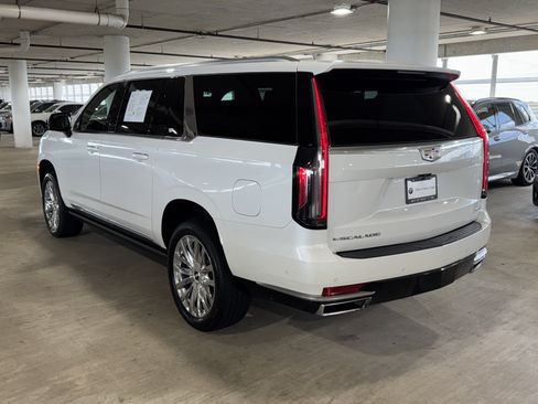 Used 2024 Cadillac Escalade ESV Premium Luxury w/ Performance Package AWD/4WD image 6