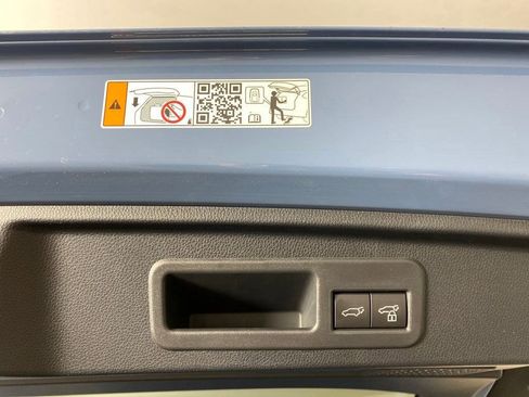 New 2025 Toyota 4Runner Limited image 32