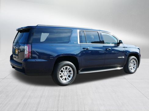 Used 2019 GMC Yukon XL SLT w/ Open Road Package AWD/4WD image 7