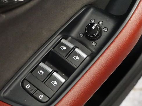 Used 2022 Audi SQ8 Premium Plus image 25