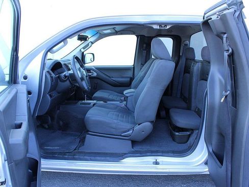 Used 2013 Nissan Frontier S image 13