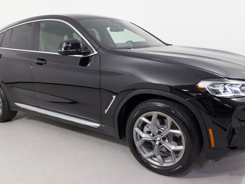 Used 2022 BMW X4 xDrive30i w/ Convenience Package image 14