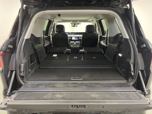 New 2025 Lincoln Navigator Reserve image 35