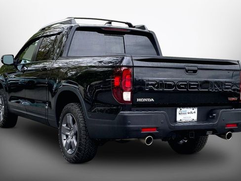 Used 2025 Honda Ridgeline TrailSport image 14