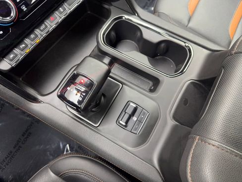 Used 2025 GMC Sierra 1500 AT4 AWD/4WD image 71