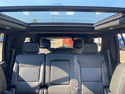 Used 2021 Chevrolet Tahoe Z71 image 25