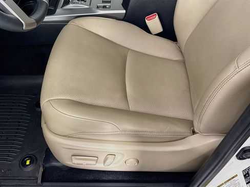 Used 2023 Toyota 4Runner Limited AWD/4WD image 13