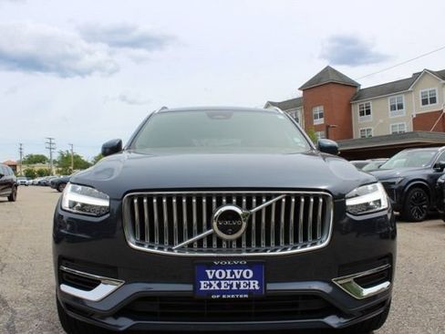Certified 2025 Volvo XC90 T8 Ultra w/ Protection Package Premier AWD/4WD image 2