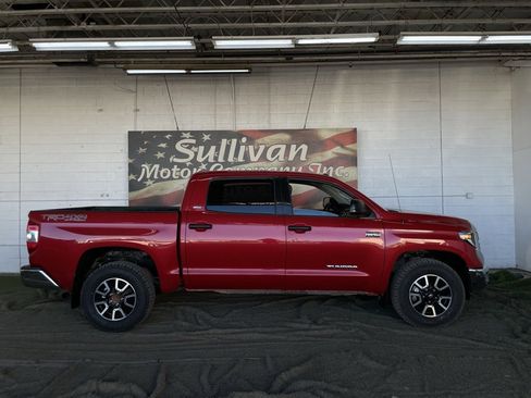 Used 2019 Toyota Tundra SR5 image 7