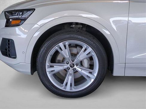 Used 2023 Audi Q8 Premium AWD/4WD image 24