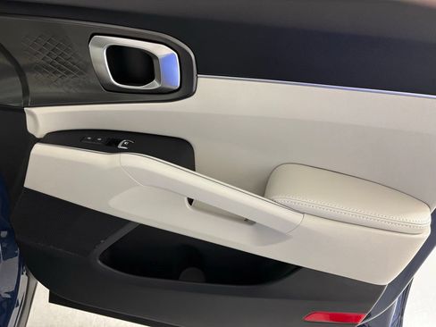 New 2026 Kia Sorento S FWD image 44