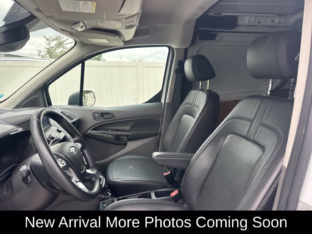 Used 2019 Ford Transit Connect XL FWD image 2