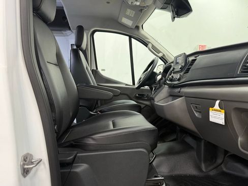 Used 2024 Ford Transit 150 Low Roof RWD image 12