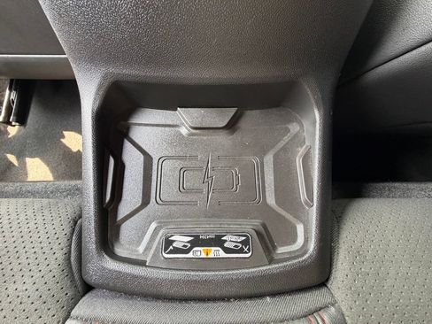 Used 2019 Chevrolet Camaro ZL1 RWD image 7